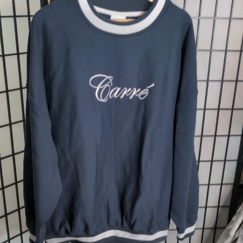 [NWOT] CARRÉ Men's Navy Sweater